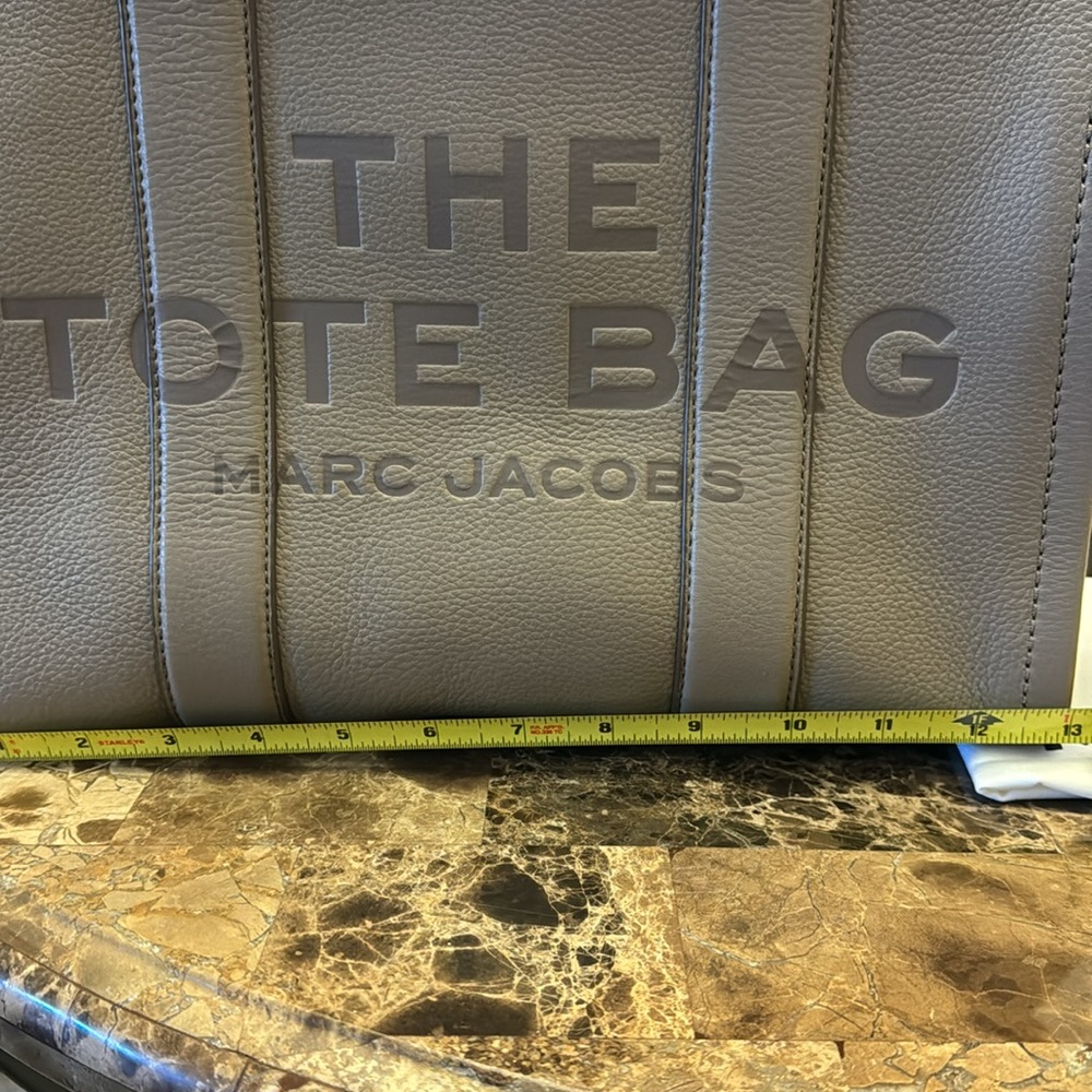 ✨SOLD✨Marc Jacobs Tote Bag - Picture 11 of 11